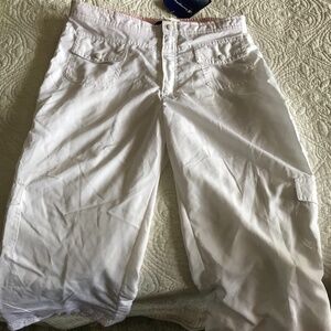 Classic Champion Capri Pants - size Large